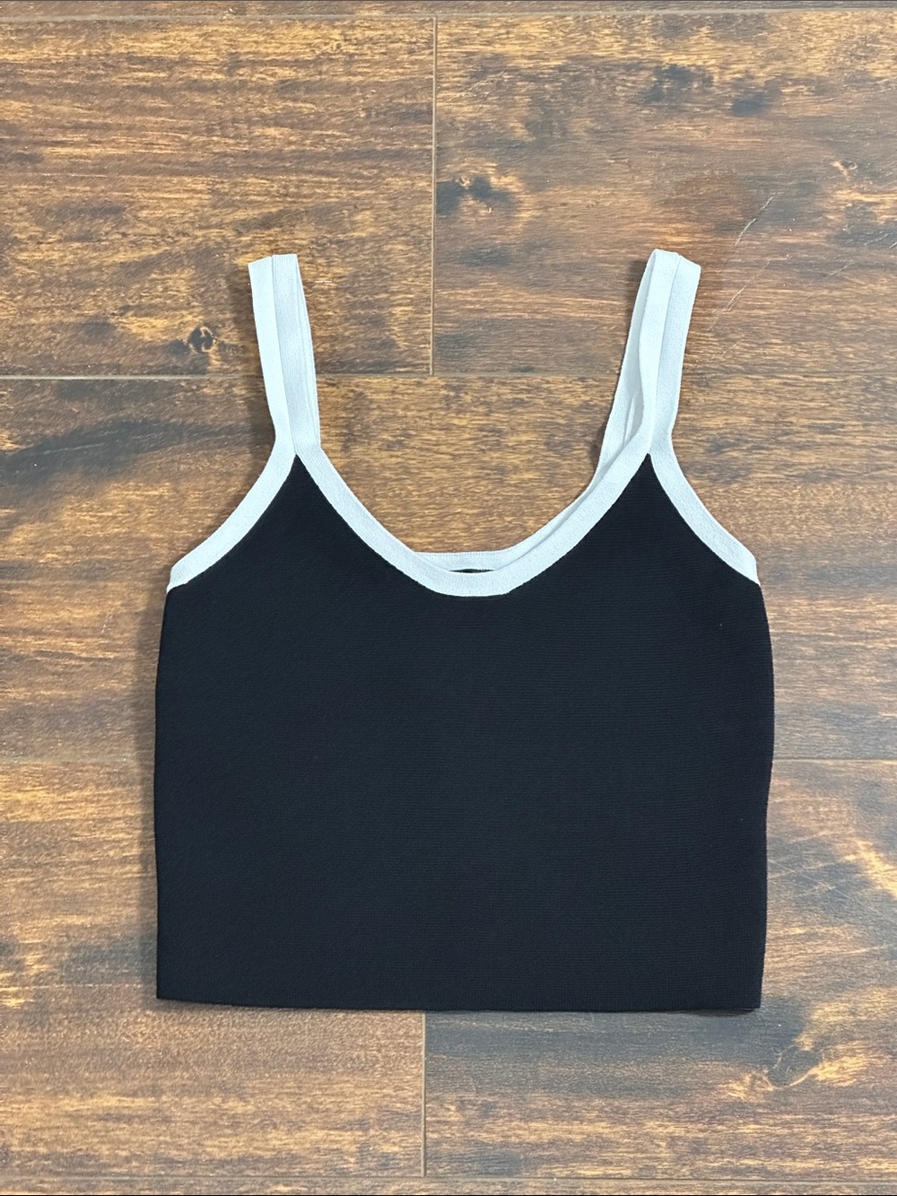 Express Body Contour Crop Tank XS 🖤🤍 Black White Contrast
